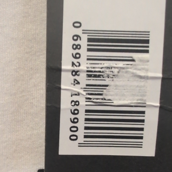 Brunette The Label White Tee with Black Label - Picture 7 of 7